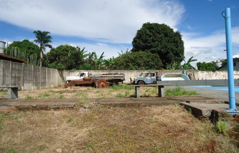 Foto 14 de 16: Terreno em leilão em Brodowski - SP, bairro Recanto Tranquilo — LOTE 001 50% de EDÍCULA RESIDENCIAL em TERRENO de 2.400m² localizada no Bairro Recanto Tranquilo na