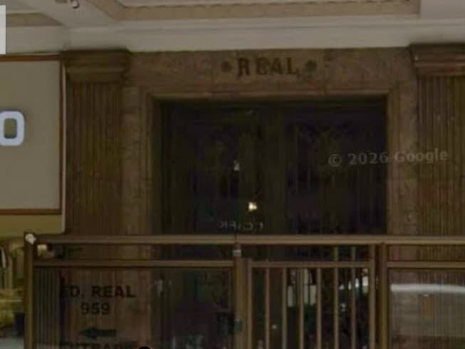 Foto 3 de 3: Comercial em leilão em Rio De Janeiro - RJ, bairro Copacabana — LOTE 002 LOJA COMERCIAL denominada J - localizado no Edifício REAL na Av. Nossa Senhora de Copacaban
