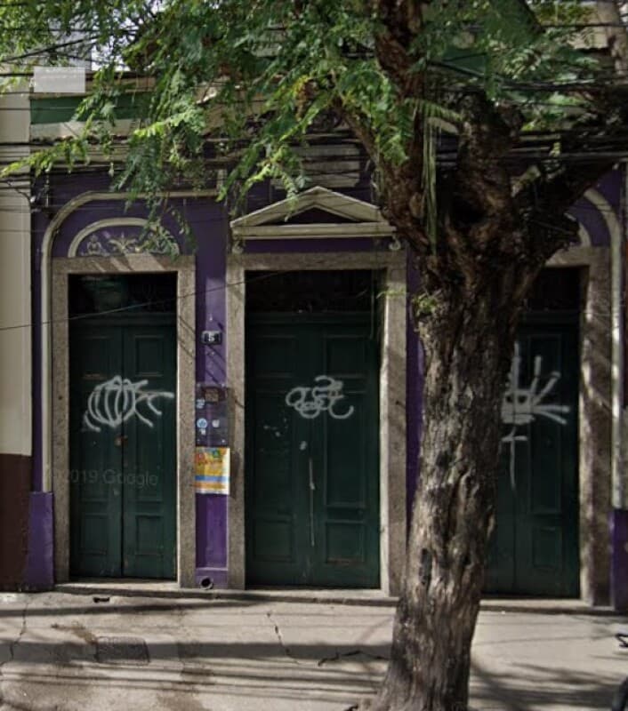 Foto 1 de 6: Casa em leilão em Niterói - RJ, bairro São Domingos — LOTE 001 CASA RESIDENCIAL localizada na Rua General Osório - Bairro São Domingos na cidade de Niteró
