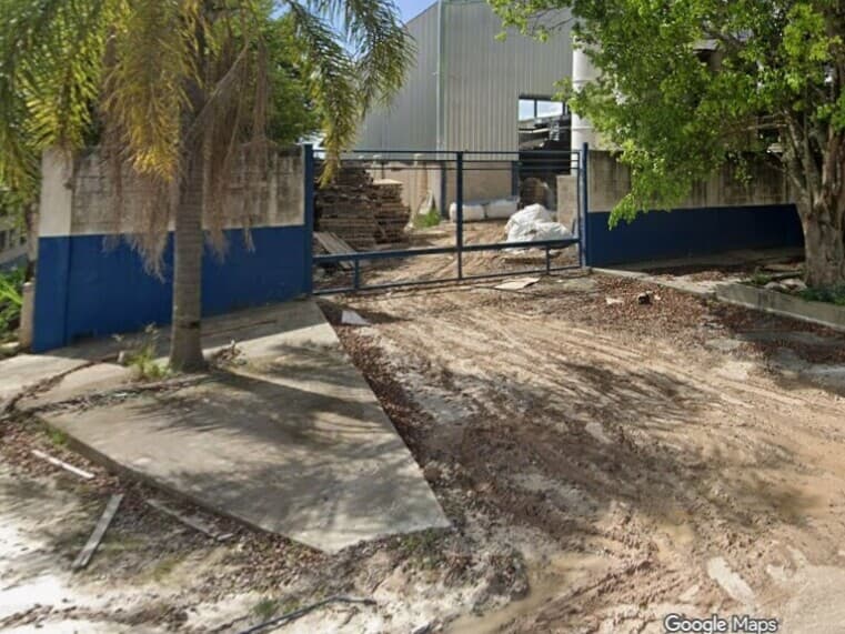Foto 7 de 11: Terreno em leilão em Araxá - MG, bairro Distrito Industrial — LOTE 001 FALÊNCIA LATICÍNIOS DONA BEJA - Área de 3.958m² localizado no Distrito Industrial da cidade