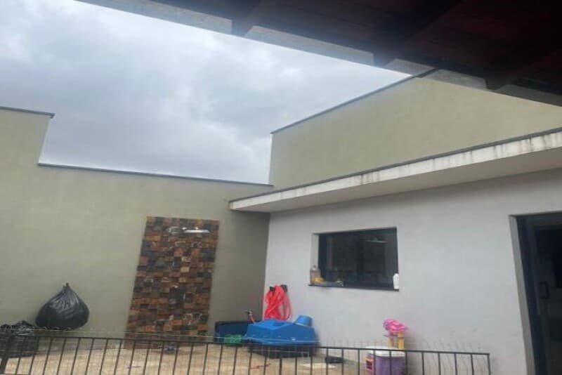 Foto 4 de 9: Casa em leilão em Ituiutaba - MG, bairro Residencial dos Ipês — LOTE 001 ALIENAÇÃO FIDUCIÁRIA de IMÓVEL RESIDENCIAL localizado á Av. Marcelo Rezende Calil, nº 151 -