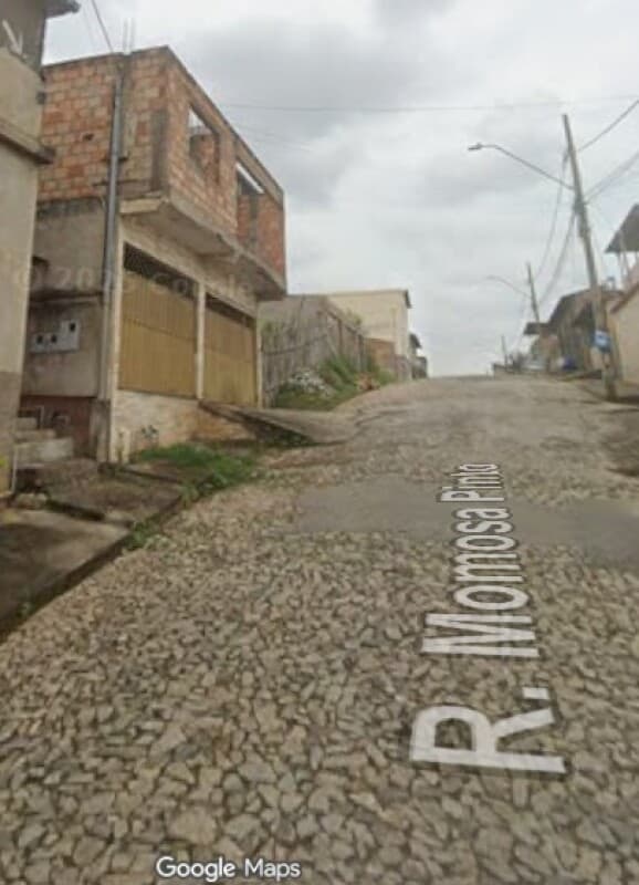 Foto 6 de 7: Casa em leilão em Conselheiro Lafaiete - MG, bairro Sion — LOTE 001 PARTE IDEAL - CASA RESIDENCIAL localizada na Rua Mamosa Pinto, 563-A Bairro Sion Conselheir