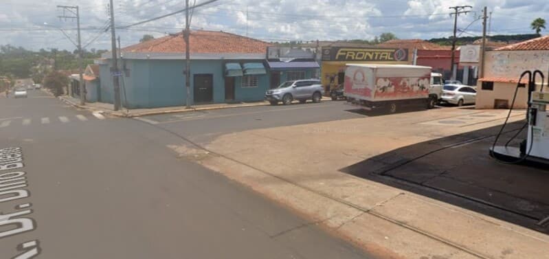 Foto 6 de 6: Comercial em leilão em Serra Azul - SP, bairro Centro — LOTE 001 PARTE IDEAL DE IMÓVEL COMERCIAL - Posto de Combustíveis - localizado no Centro da cidade de