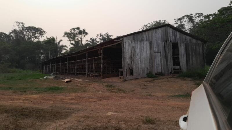 Foto 6 de 8: Terreno em leilão em Porto Velho - RO — LOTE 001 IMÓVEL URBANO COM 29.532,75m² EM PORTO VELHO/RO