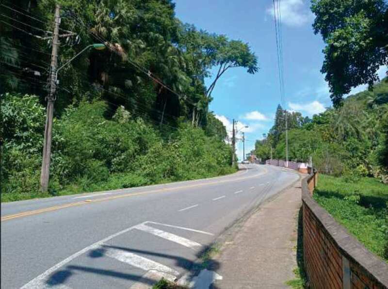 Foto 3 de 9: Terreno em leilão em Blumenau - SC — LOTE 001 IMÓVEL URBANO COM 11.304,93 m² EM BLUMENAU/SC (SIGEP 2691)