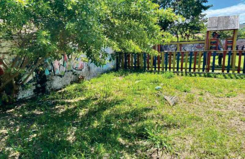 Foto 7 de 8: Terreno em leilão em Florianópolis - SC — LOTE 003 IMÓVEL URBANO COM 823,54² EM FLORIANÓPOLIS (SIGEP 1024)