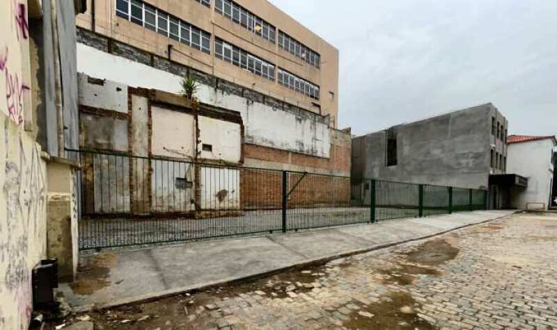 Foto 3 de 11: Terreno em leilão em Florianópolis - SC — LOTE 004 IMÓVEL URBANO COM 397,54m2 NO CENTRO DE FLORIANÓPOLIS (SIGEP 253 e 254)