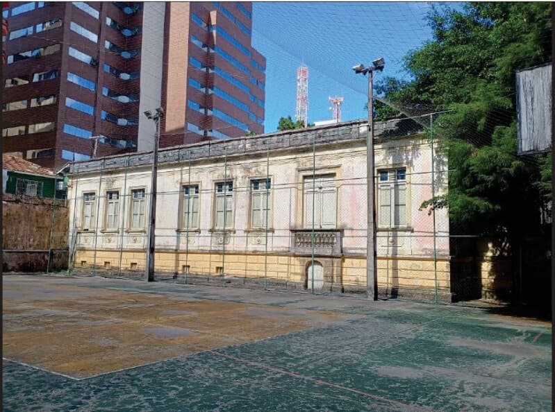 Foto 1 de 36: Imóvel em leilão em Florianópolis - SC — LOTE 005 IMÓVEL URBANO COM 2.892,04M² NO CENTRO DE FLORIANÓPOLIS (SIGEP 837)