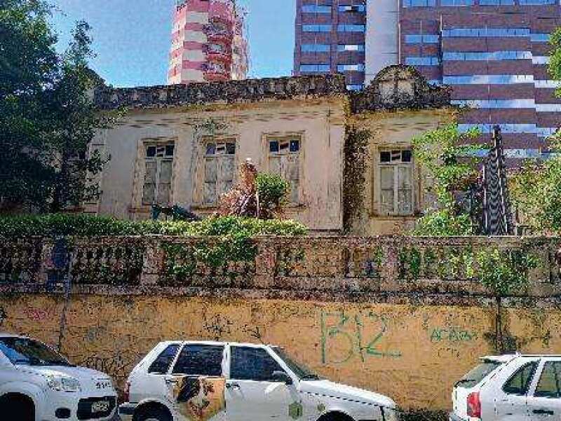 Foto 8 de 36: Imóvel em leilão em Florianópolis - SC — LOTE 005 IMÓVEL URBANO COM 2.892,04M² NO CENTRO DE FLORIANÓPOLIS (SIGEP 837)
