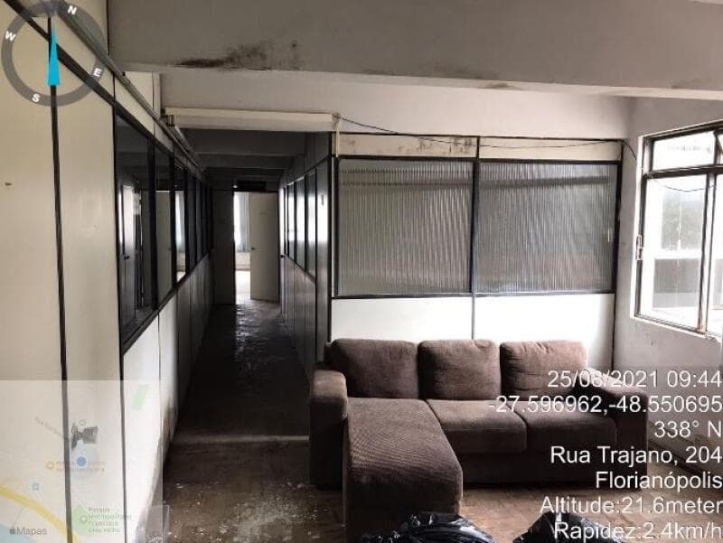 Foto 7 de 11: Comercial em leilão em Florianópolis - SC — LOTE 010 SALA COMERCIAL COM 340,73M² Edifício Berenhauser NO CENTRO DE FLORIANÓPOLIS/SC (SIGEP 1013)