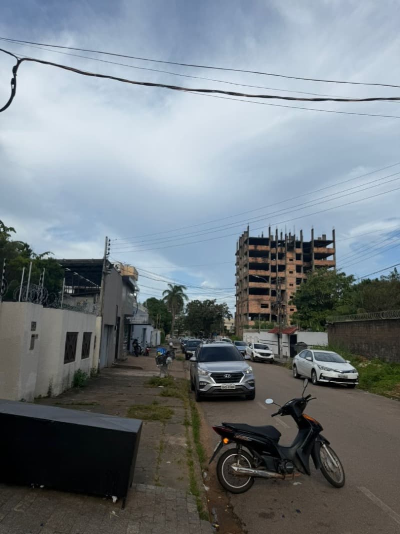 Foto 1 de 13: Apartamento em leilão em Porto Velho - RO — LOTE 001 APARAMENTO 3 QUARTOS COM SUÍTE