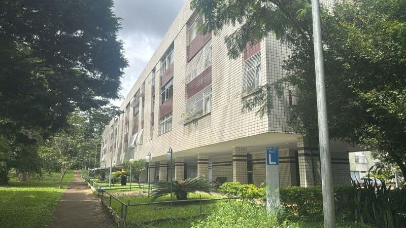 Foto 2 de 5: Apartamento em leilão em Brasília - DF, bairro Asa Norte — LOTE 001 Apartamento de número 205, localizado no Bloco L, da SQN 412, ASA NORTE.