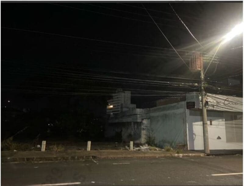 Terreno em leilão em Uberlândia - MG, bairro Lídice — LOTE 004 Cota-parte de 1,8519% do imóvel constituído por um terreno, situado na Rua Eduardo de Olive