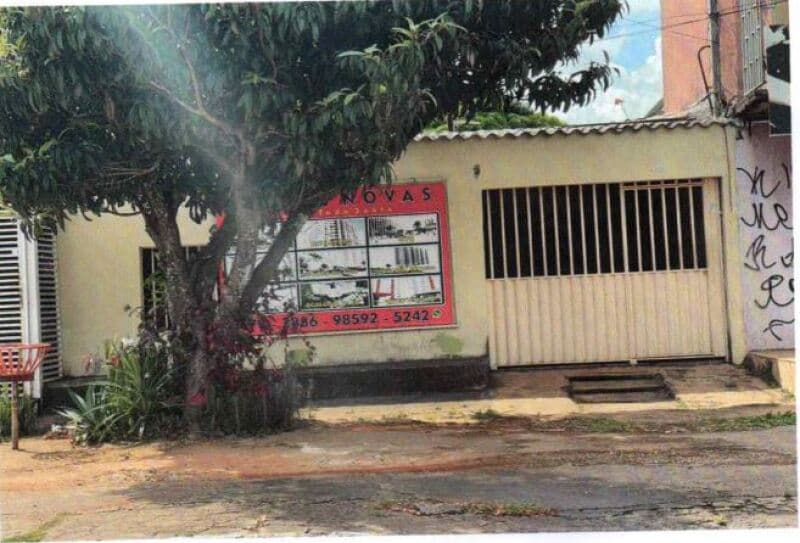 Casa em leilão em Brasília - DF, bairro Ceilândia Sul — LOTE 001 Casa no Conjunto C, QNN 40, Ceilândia/DF