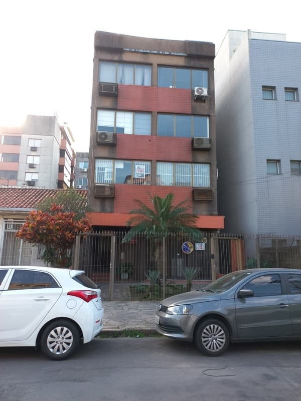 Comercial em leilão em Porto Alegre - RS, bairro Passo D’ Areia — LOTE 002 SALA COMERCIAL