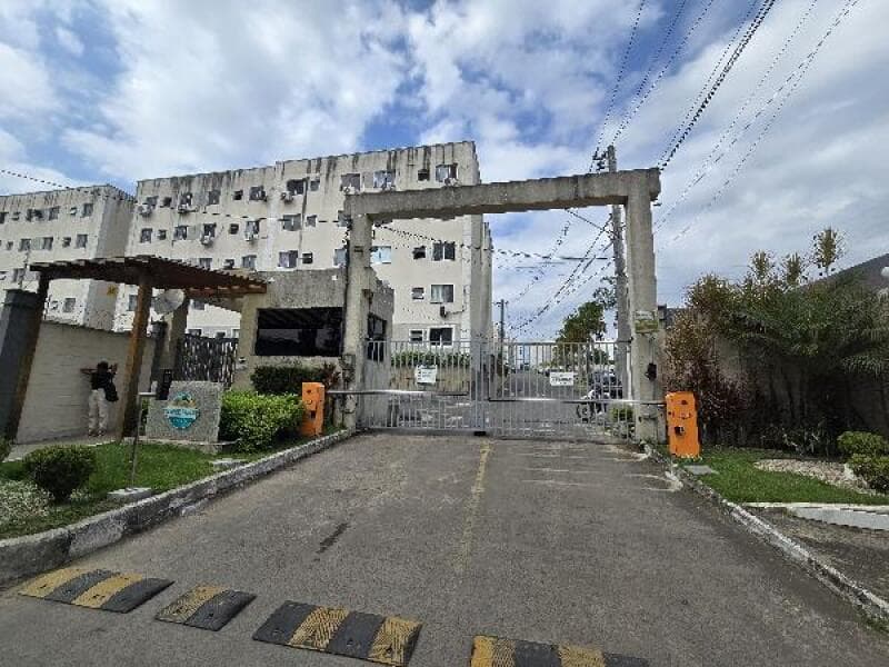 Apartamento em leilão em Camaçari - BA — LOTE 014 IMÓVEIS CAIXA