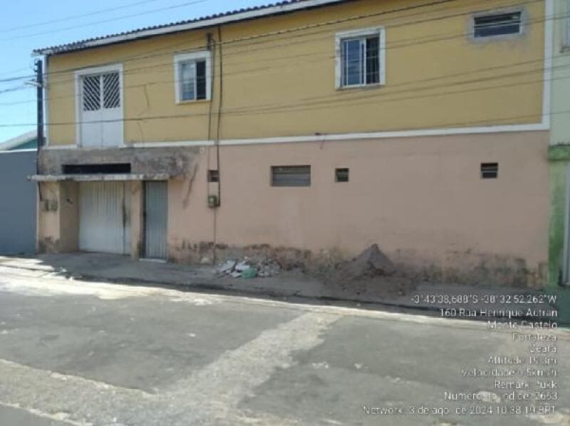 Casa em leilão em Fortaleza - CE — LOTE 048 IMÓVEIS CAIXA