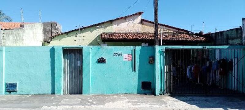 Casa em leilão em Fortaleza - CE — LOTE 049 IMÓVEIS CAIXA