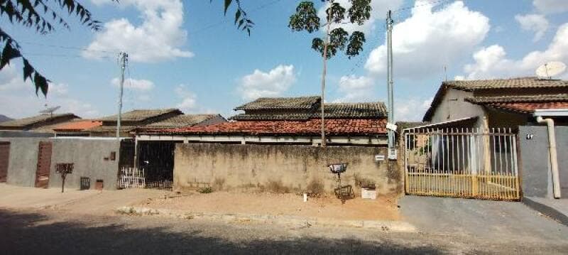 Casa em leilão em Aragarças - GO — LOTE 071 IMÓVEIS CAIXA
