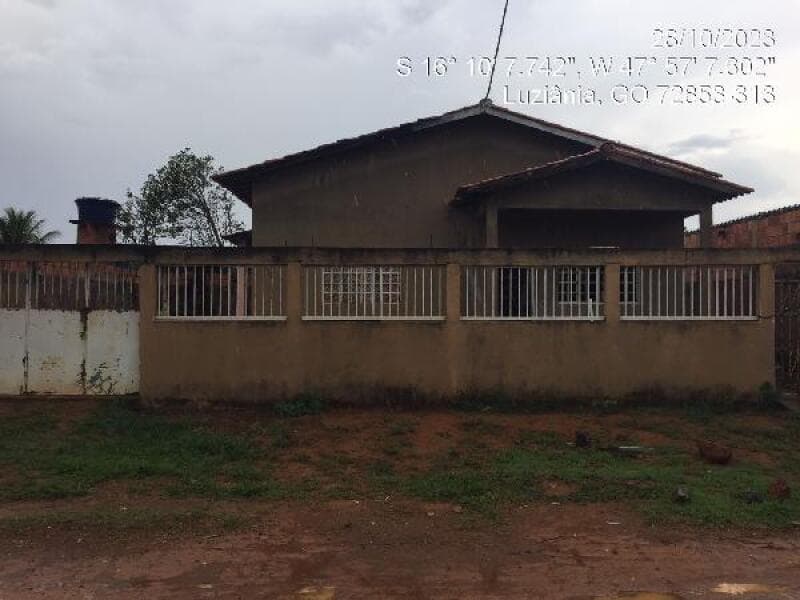 Casa em leilão em Luziânia - GO — LOTE 096 IMÓVEIS CAIXA