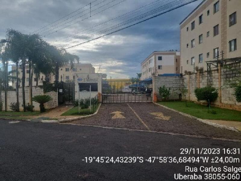 Apartamento em leilão em Uberaba - MG — LOTE 172 IMÓVEIS CAIXA