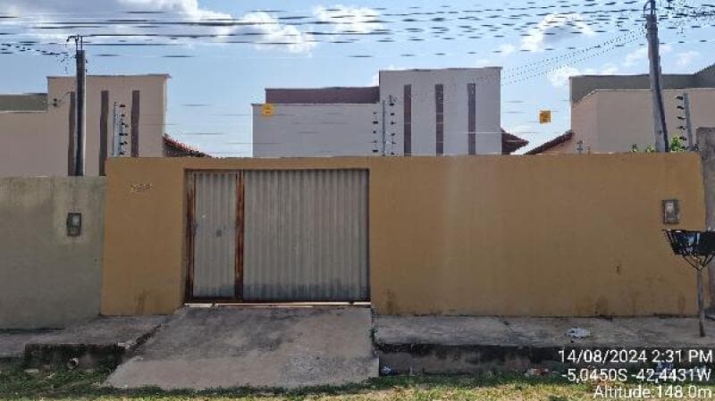 Casa em leilão em Altos - PI — LOTE 248 IMÓVEIS CAIXA