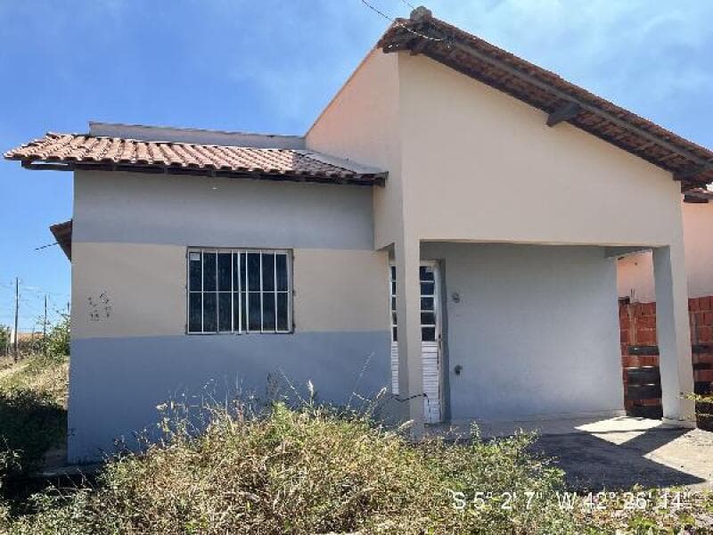 Casa em leilão em Altos - PI — LOTE 252 IMÓVEIS CAIXA