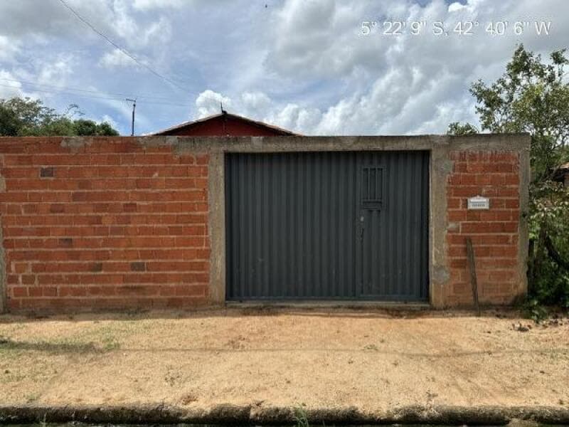 Casa em leilão em Demerval Lobão - PI — LOTE 253 IMÓVEIS CAIXA