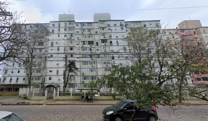 Apartamento em leilão em Porto Alegre - RS — LOTE 002 APARTAMENTO BAIRRO HUMAITÁ