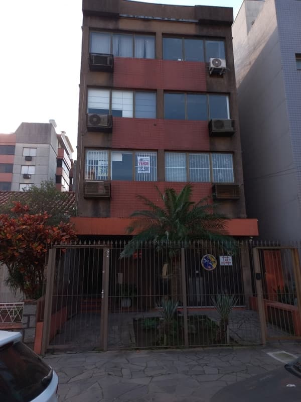 Comercial em leilão em Porto Alegre - RS — LOTE 001 SALA COMERCIAL