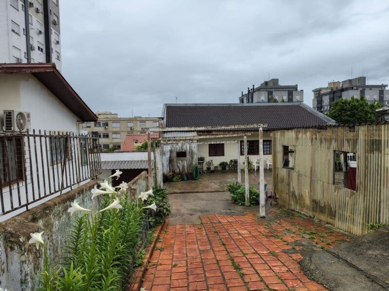 Foto 1 de 3: Casa em leilão em Cachoeirinha - RS — LOTE 002 CASA EM CACHOEIRINHA