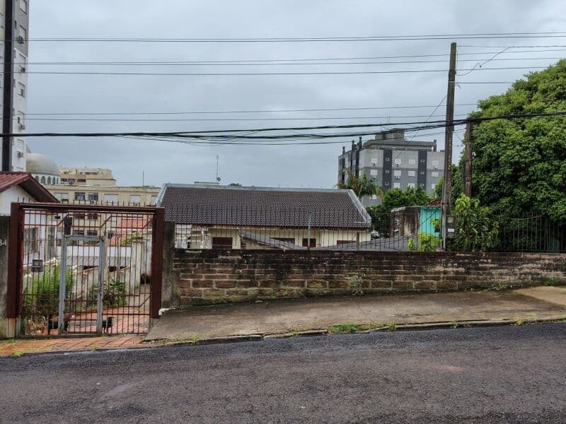 Foto 3 de 3: Casa em leilão em Cachoeirinha - RS — LOTE 002 CASA EM CACHOEIRINHA