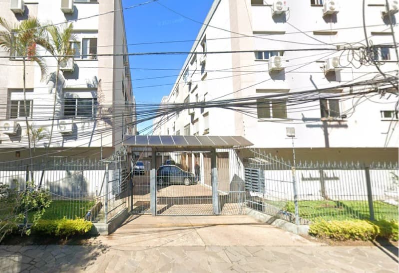 Apartamento em leilão em Porto Alegre - RS — LOTE 004 APARTAMENTO 03 DORMITÓRIOS