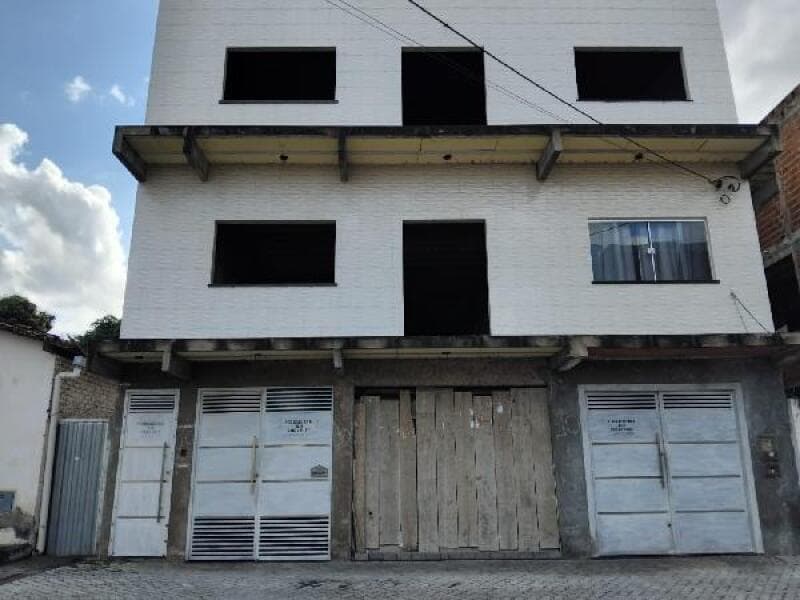 Terreno em leilão em Jequié - BA — LOTE 040 IMÓVEIS CAIXA