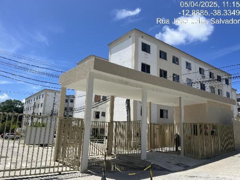 Apartamento em leilão em Lauro De Freitas - BA — LOTE 042 IMÓVEIS CAIXA