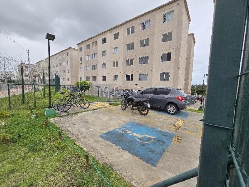 Apartamento em leilão em Salvador - BA — LOTE 052 IMÓVEIS CAIXA