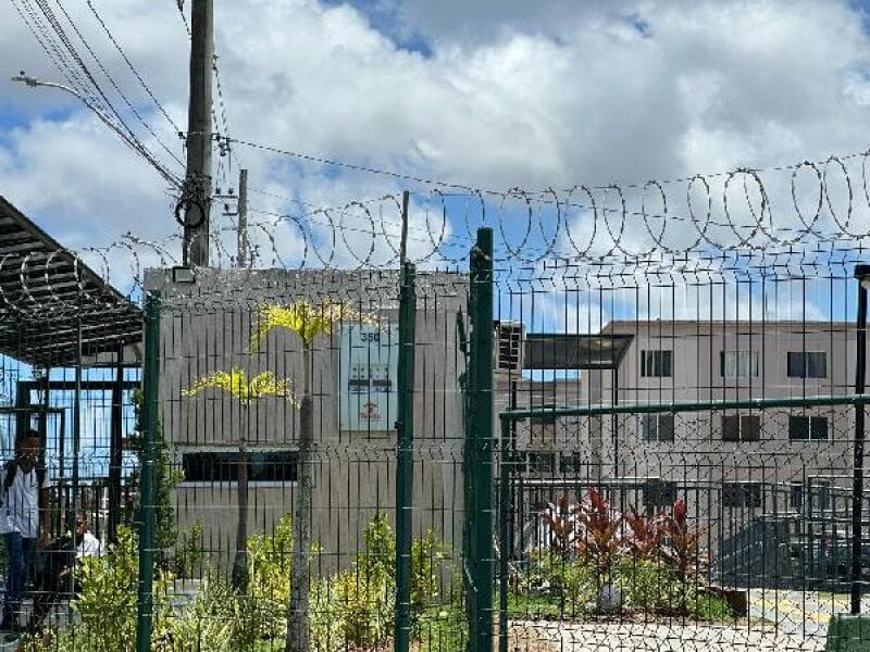 Apartamento em leilão em Salvador - BA — LOTE 053 IMÓVEIS CAIXA