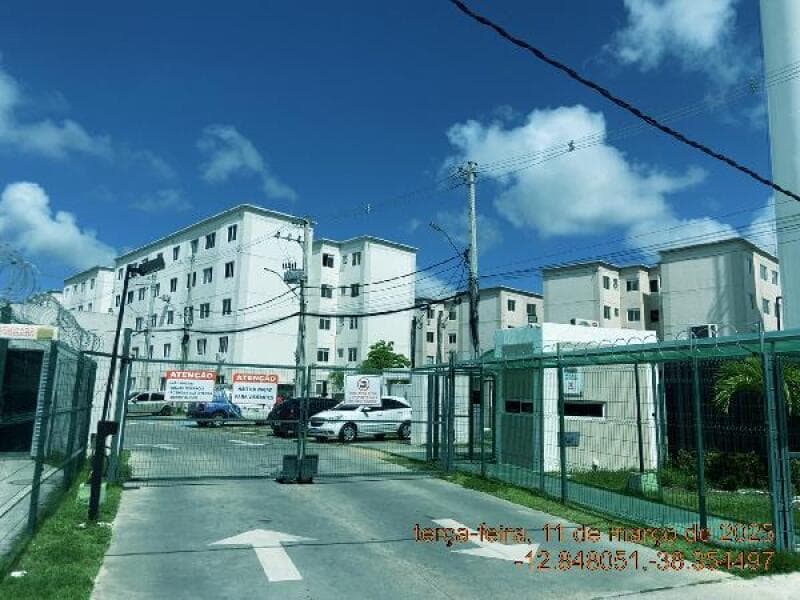 Apartamento em leilão em Salvador - BA — LOTE 054 IMÓVEIS CAIXA