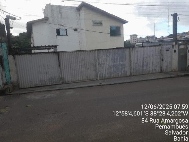 Apartamento em leilão em Salvador - BA — LOTE 068 IMÓVEIS CAIXA