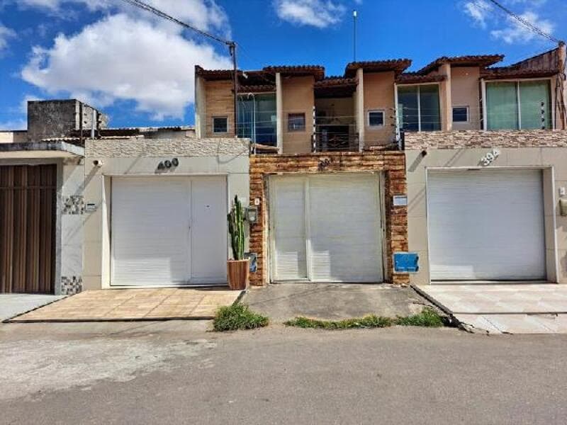 Casa em leilão em Fortaleza - CE — LOTE 086 IMÓVEIS CAIXA