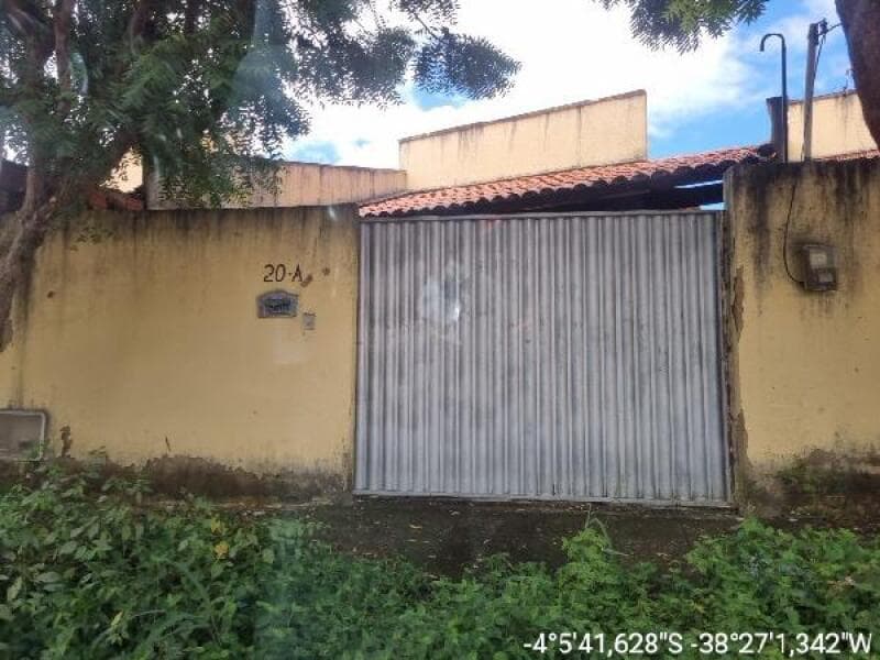 Casa em leilão em Horizonte - CE — LOTE 095 IMÓVEIS CAIXA