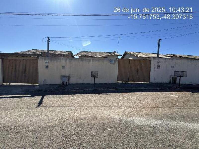 Casa em leilão em Águas Lindas De Goiás - GO — LOTE 132 IMÓVEIS CAIXA