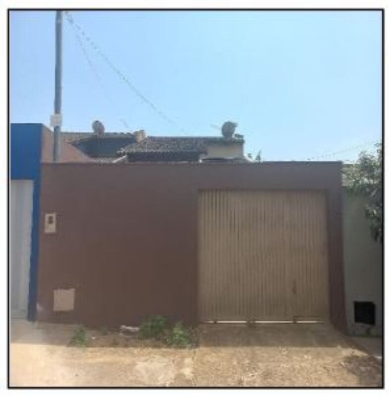 Casa em leilão em Goiania - GO — LOTE 168 IMÓVEIS CAIXA