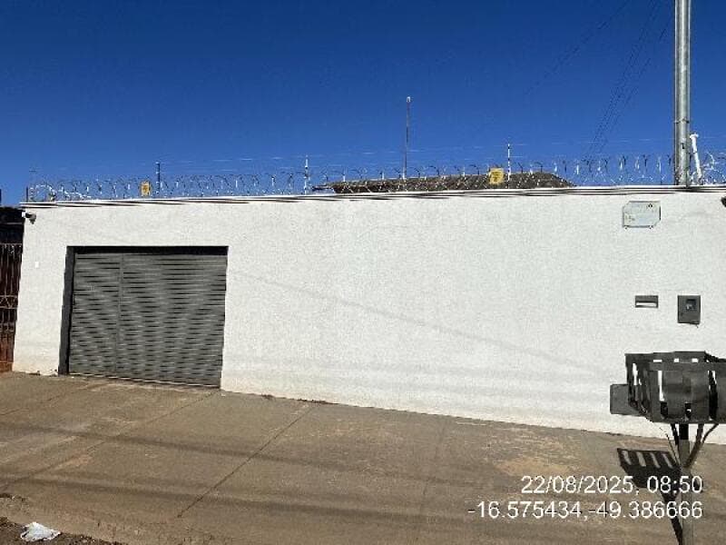 Casa em leilão em Goianira - GO — LOTE 177 IMÓVEIS CAIXA