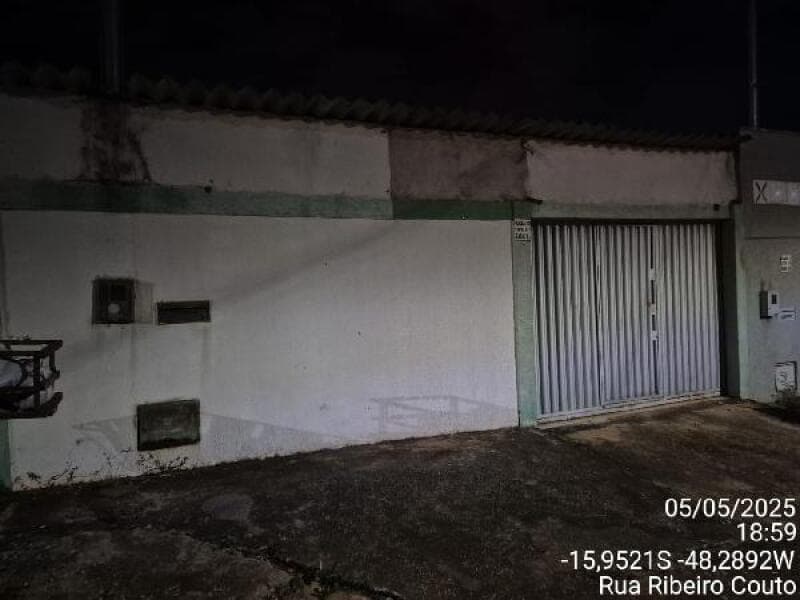 Casa em leilão em Santo Antonio Do Descoberto - GO — LOTE 192 IMÓVEIS CAIXA