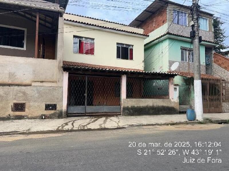 Casa em leilão em Matias Barbosa - MG — LOTE 220 IMÓVEIS CAIXA