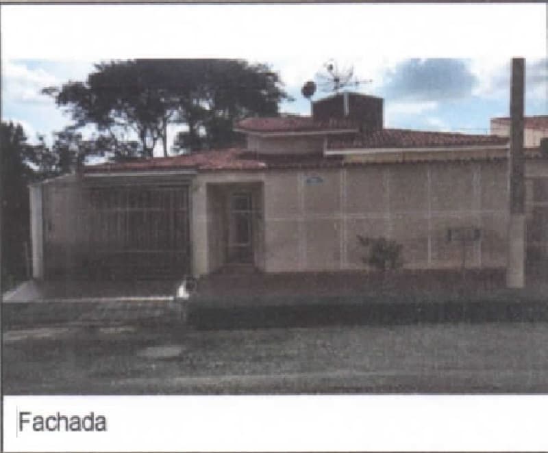 Casa em leilão em Patos De Minas - MG — LOTE 227 IMÓVEIS CAIXA