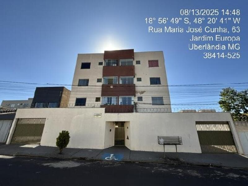 Apartamento em leilão em Uberlandia - MG — LOTE 240 IMÓVEIS CAIXA