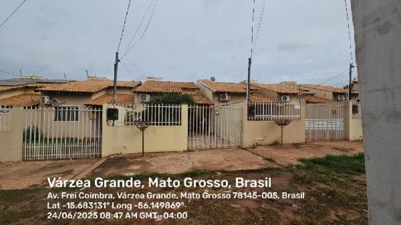 Casa em leilão em Várzea Grande - MT — LOTE 250 IMÓVEIS CAIXA