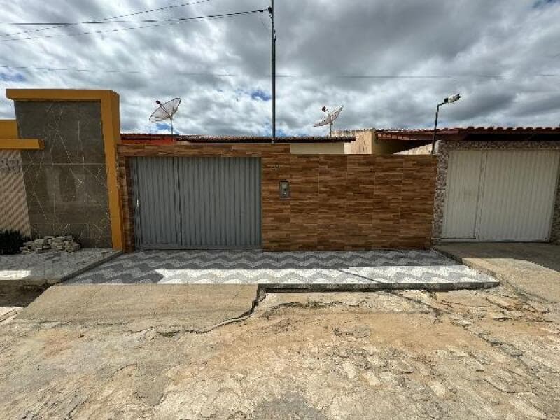 Casa em leilão em Piancó - PB — LOTE 262 IMÓVEIS CAIXA